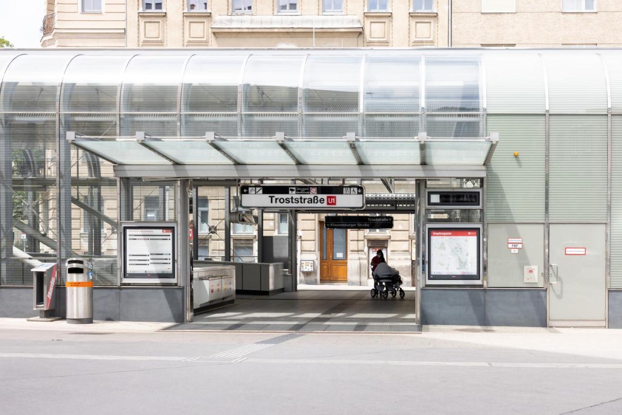 Yeshello Central Station Bécs Kültér fotó